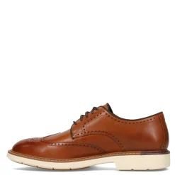 Men's , Go-To Wingtip Oxford-Cole Haan New