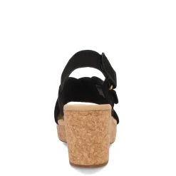 Clearance Clarks Women's , Giselle Dove Sandal Black