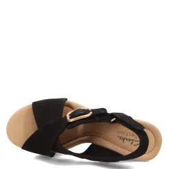 Clearance Clarks Women's , Giselle Dove Sandal Black
