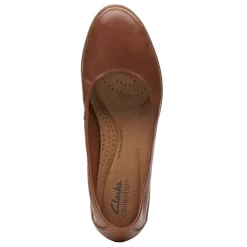 Clearance Clarks Women's , Jenette Ease Flat Tan Solid
