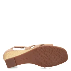 Online Clarks Women's , Kyarra Joy Sandal Beige