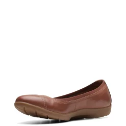 New Clarks Women's , Meadow Opal Slip-On Tan