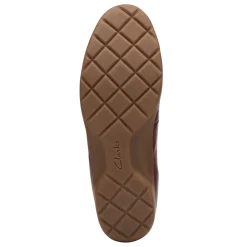 Clarks Women's , Meadow Opal Slip-On Chestnut