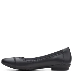 Online Clarks Women's , Sara Bay Flat Black
