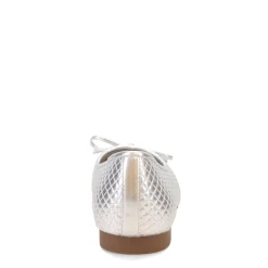 Sale Cliffs by White Mountain Women's , Bessy Flat Silver