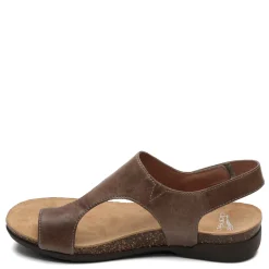 Dansko Women's , Reece Thong Sandal Stone Waxy Burnished