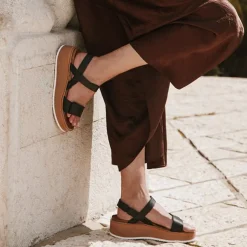 Hot Naot Women's , Meringue Sandal Black