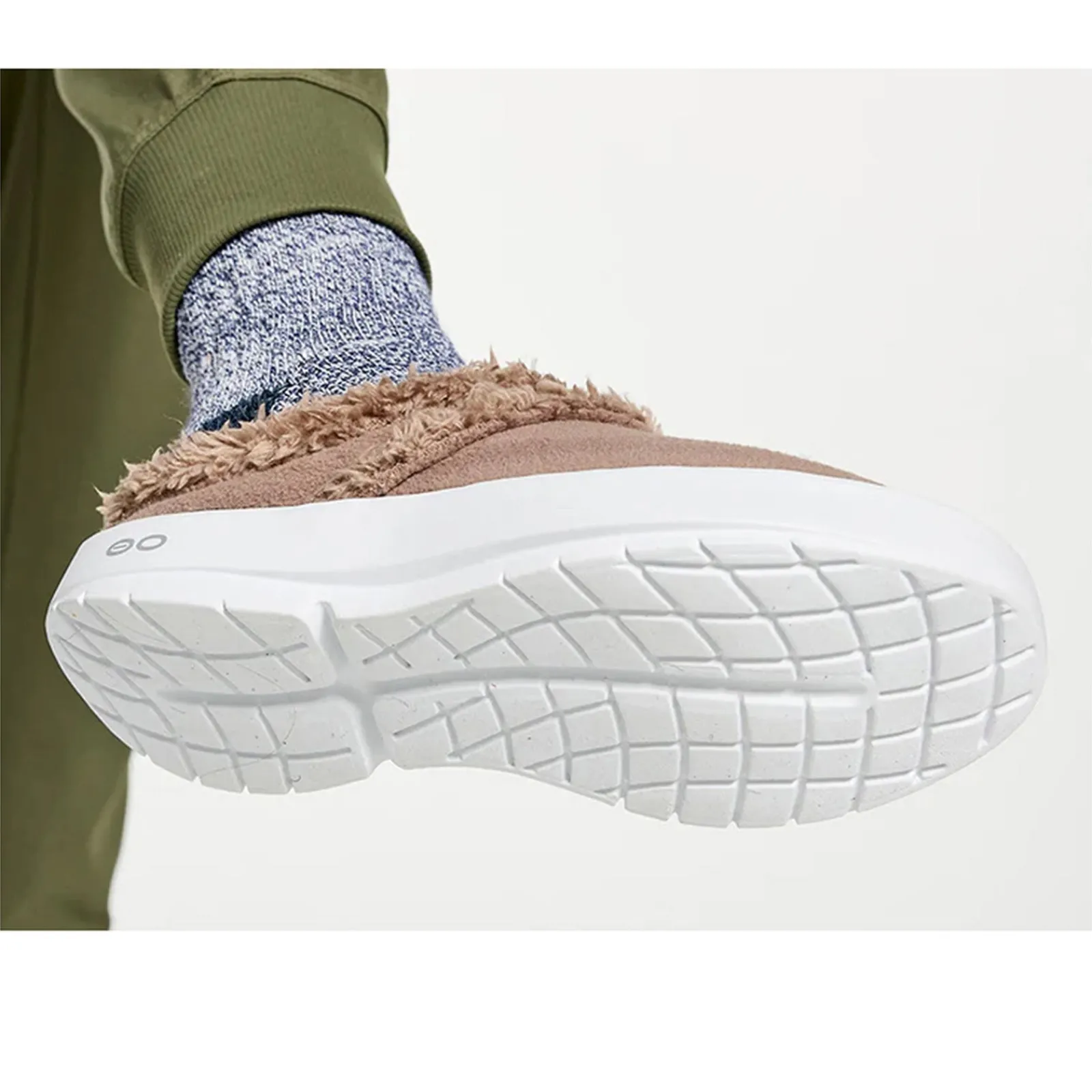 Discount OOFOS Women's , OOcoozie Mule Chocolate