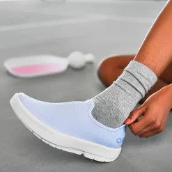 New OOFOS Women's , OOmg eeZee Sneaker Purple Jade