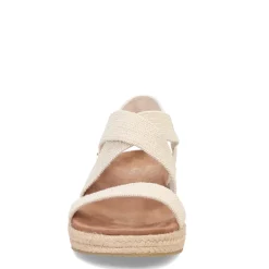 Discount Skechers Women's , Martha Stewart: Arch Fit Beverlee - Brentwood Sandal Off White