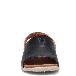 Clearance Strive Women's , Mara Sandal Black