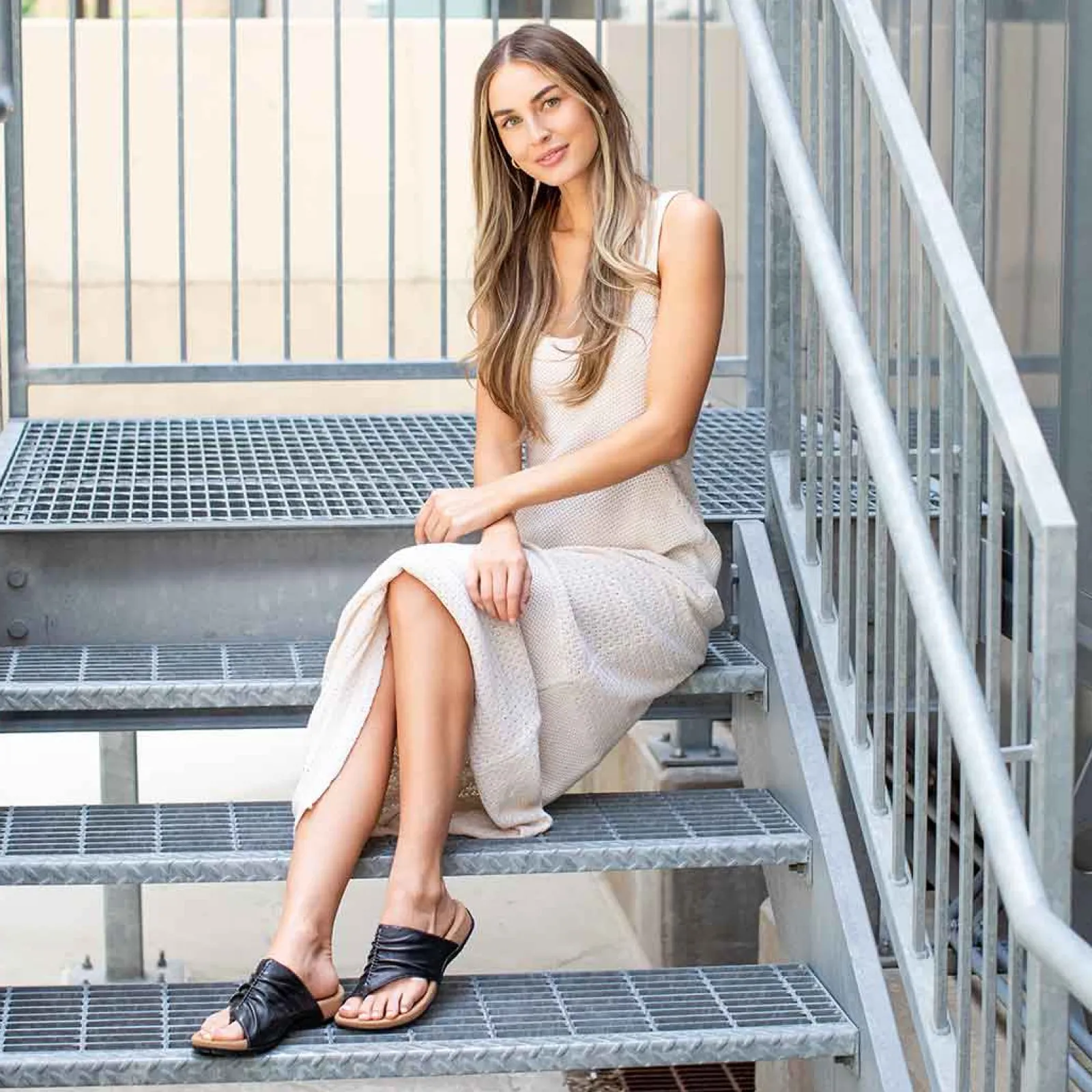 Clearance Taos Women's , Gift 2 Sandal Black Smooth